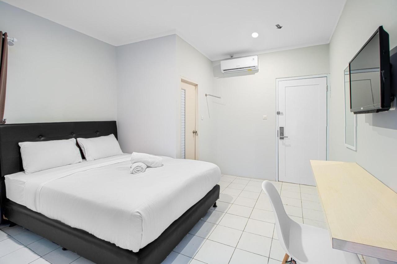 Urban24 Syariah Depok Hotel Eksteriør billede